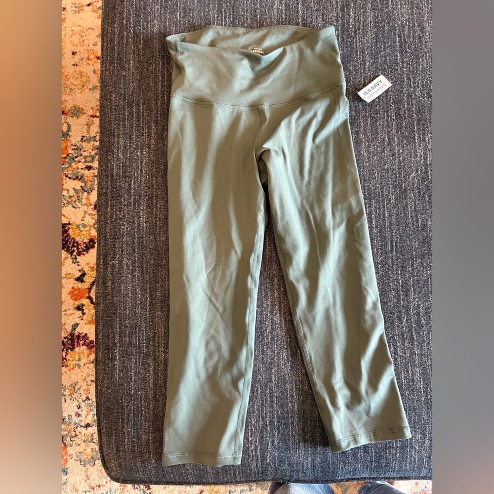 Old Navy Athletic Hi-Rise Leggings